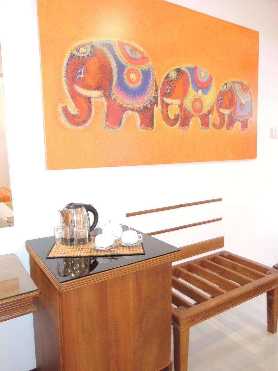 Bed & Breakfast Anugaa In The Colombo