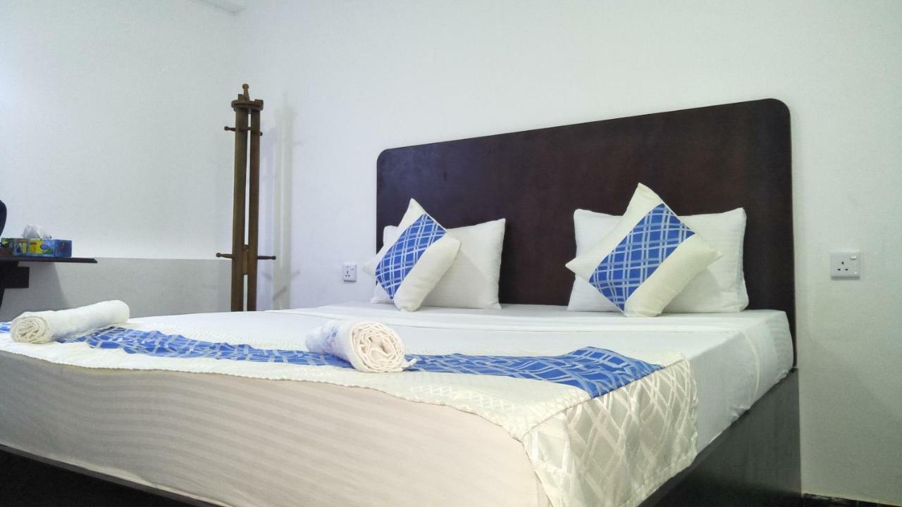 9 Pearls Hotel Colombo