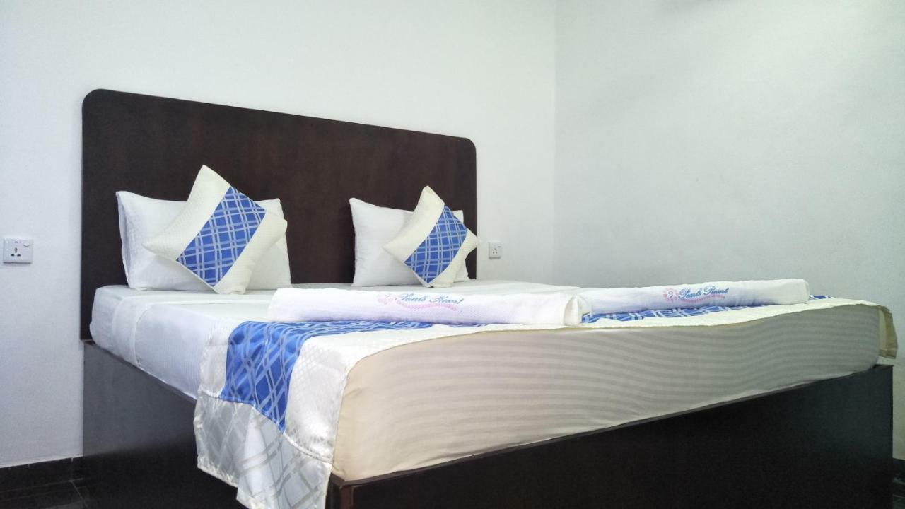 9 Pearls Hotel