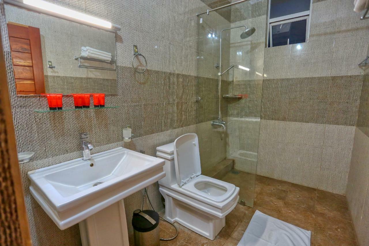 Hotel Lazaani