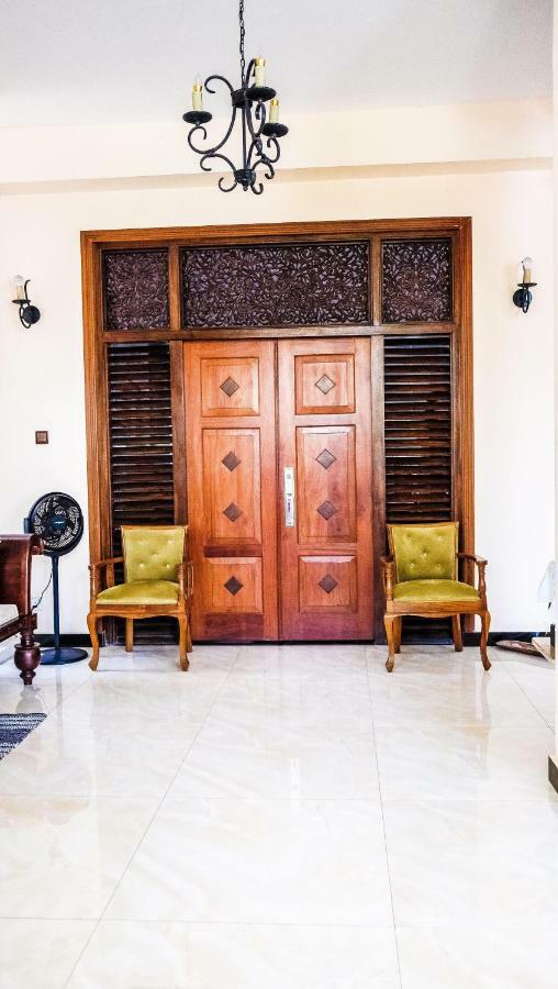 Vivid 4* Colombo