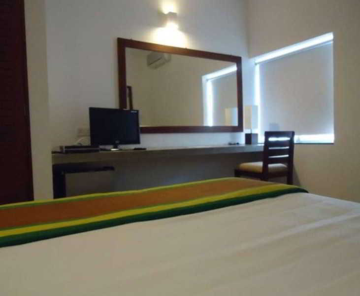 The Ocean Front By The Serendipity Collection 3* Colombo