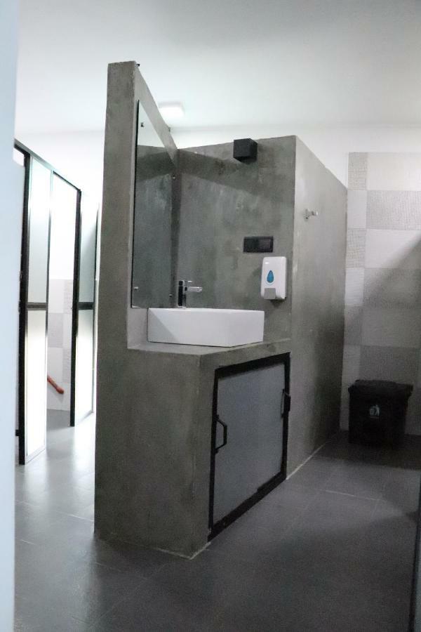 Miracle Hostel *