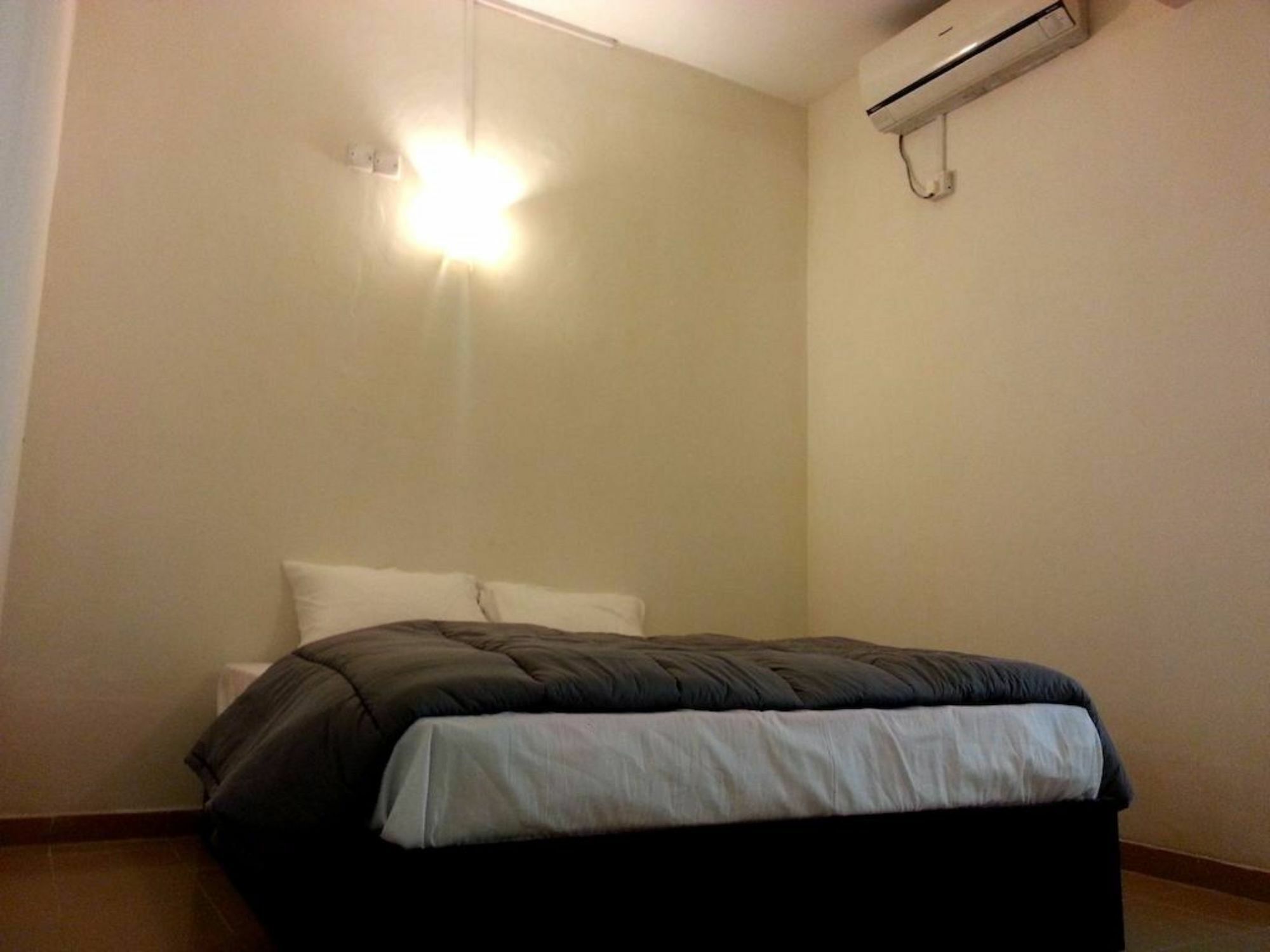 Palace 3* Colombo