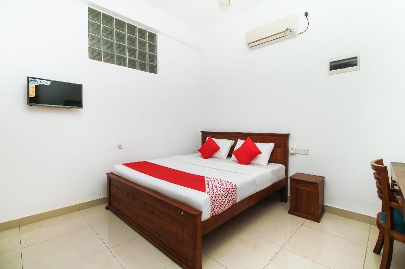 Hotel Oyo 126 Reliance Colombo