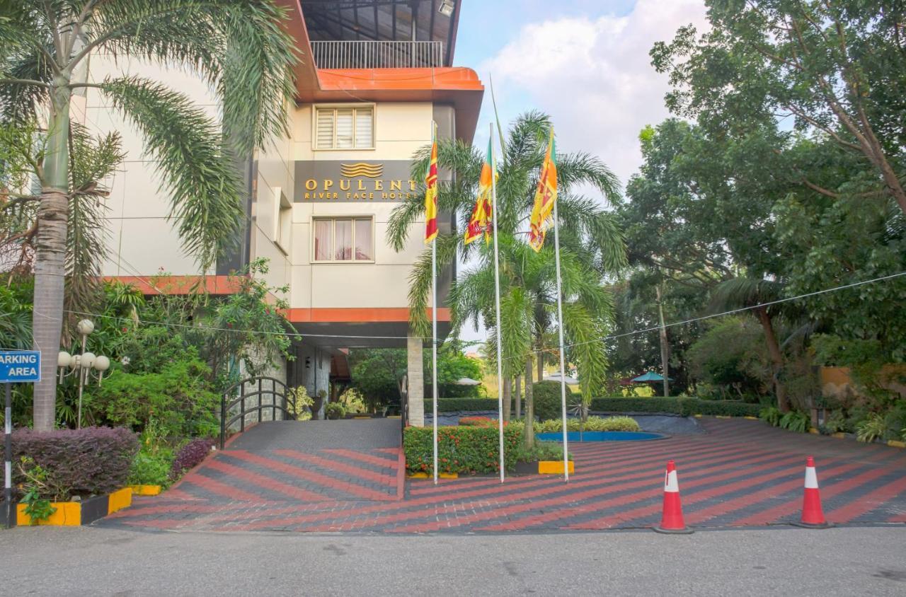 Opulent River Face Hotel
