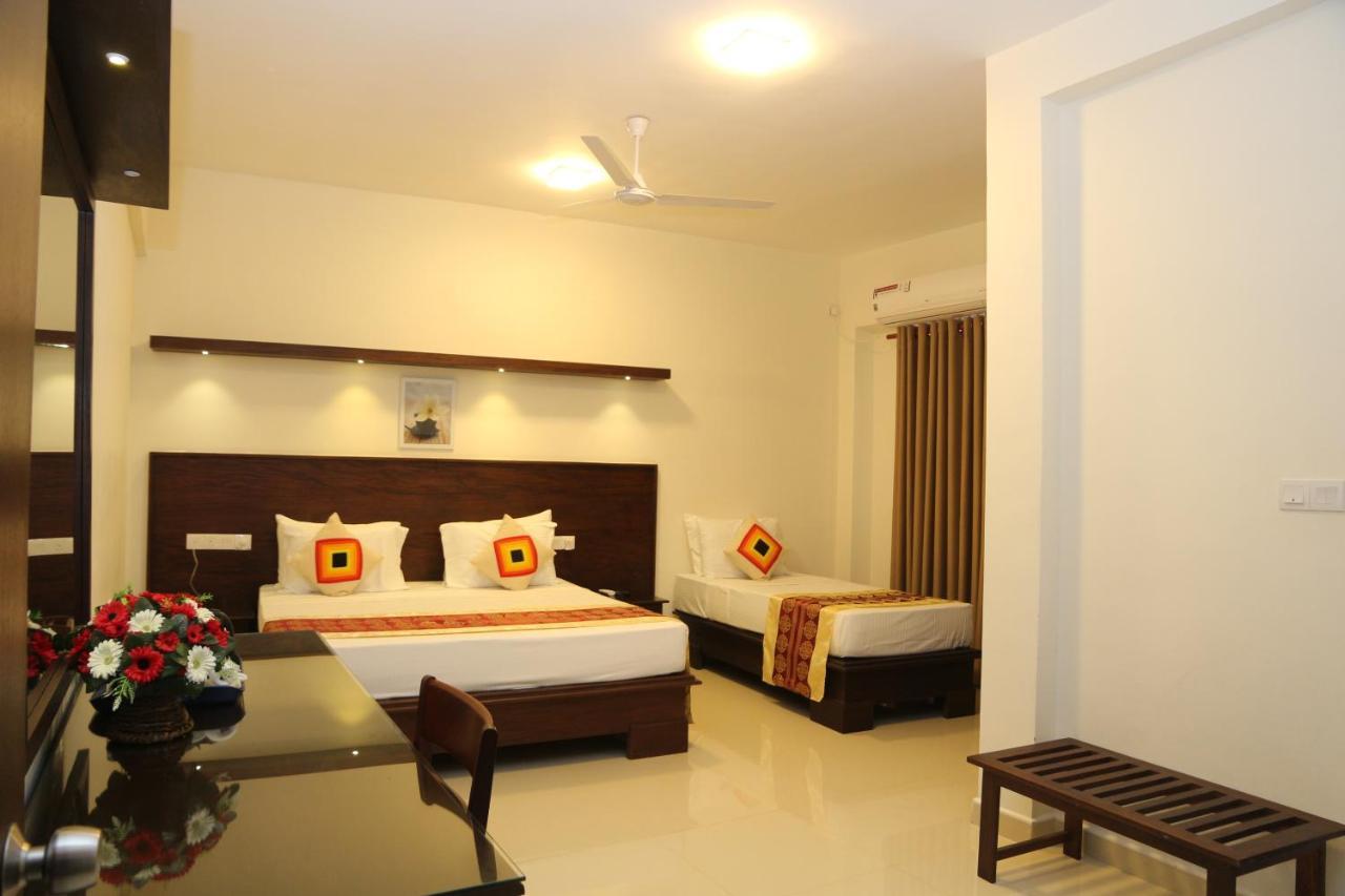 Nelly Marine Hotel