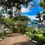 Thanayama Rest House