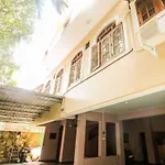Yoho Bro Hotel