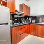 Luxurious 2 Bedroom Apartment - Ariyana Resort Apartments -Athurugiriya