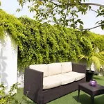 Lotus Colombo Guesthouse