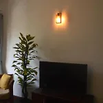 Cosy 3/Br Apartment + Ocean View