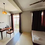 Lafala Hotel & Service Apartment