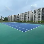 Elixia 3Cs Skyline Apartments