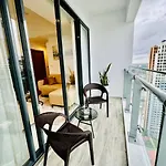 Luxury Apartment In Capital Twinpeaks Colombo
