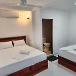 Island Inn Colombo