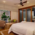Colombo Villa Collection
