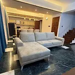 Colombo 7, Leisure Stay
