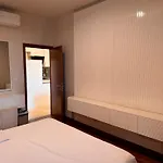 The Grand Stylish Apartment In Heart Of Colombo City