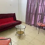 1 Bedroom Apartment In Thimbirigasyaya