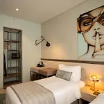 Sesaya Poshtel & Bistro