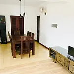 The Big House Colombo 8