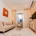 Royale Colombo Trizen Apartments By Pinnacle