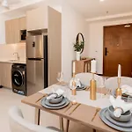 Royale Colombo Trizen Apartments By Pinnacle