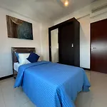 Lotus Tower & Harbour View Apartment On320