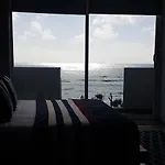 A One Hotel - \