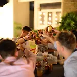 Hangover Hostels Signature @ Colombo City