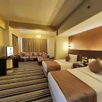 Pearl Grand Hotel
