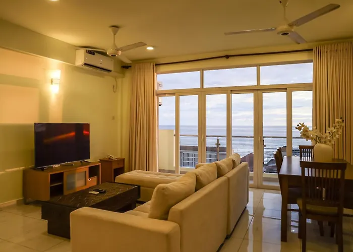 Joy Holiday Inn Private Limited Luxury Apartment