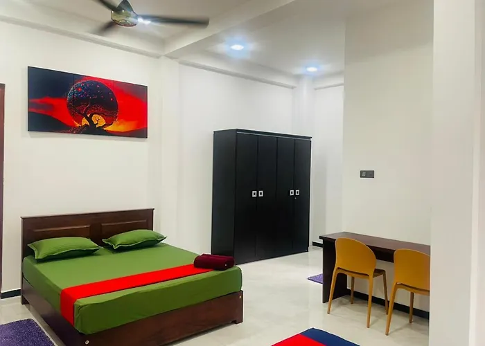 Hotel Ceylonia Colombo