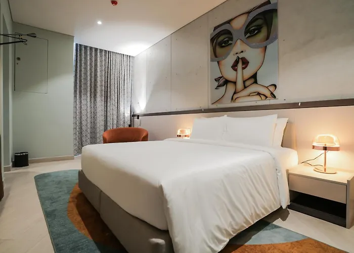 Sesaya Poshtel & Bistro