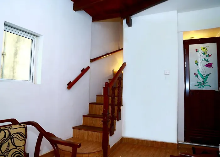 55 Fort Train Hostel