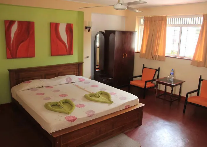 Hotel Orchid Inn