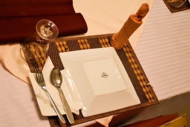 Thanayama Rest House Colombo