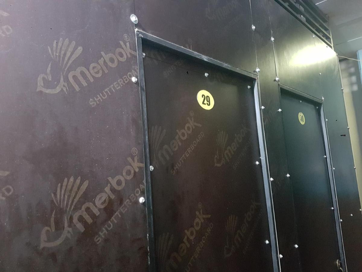 Capsule hotel Kli &