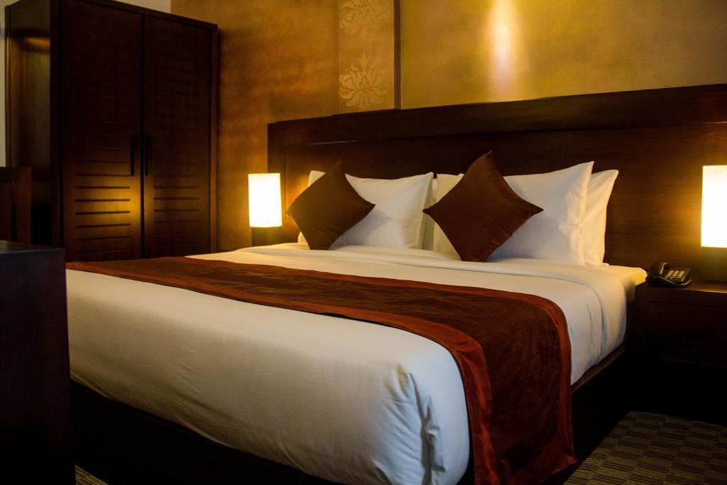 Ceylon Hotel,colombo 3* Colombo