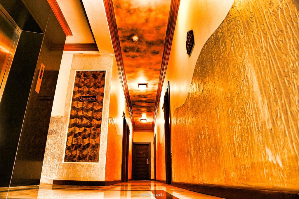 Hotel Ceylon Hotel,colombo 3*