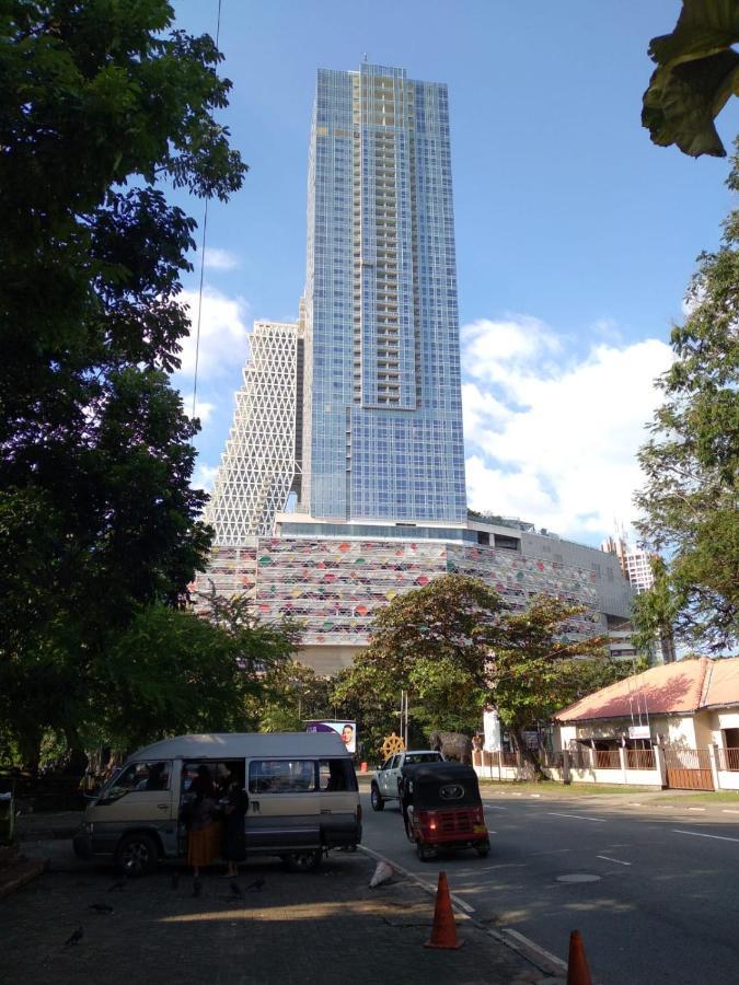 Apartment Super Luxury 2 Bedroom In Five Star Centre *
