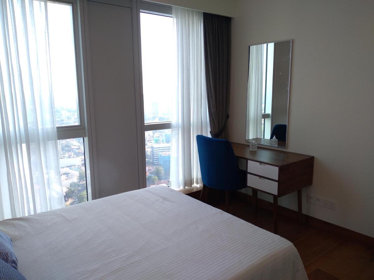 Super Luxury 2 Bedroom In Five Star Centre *