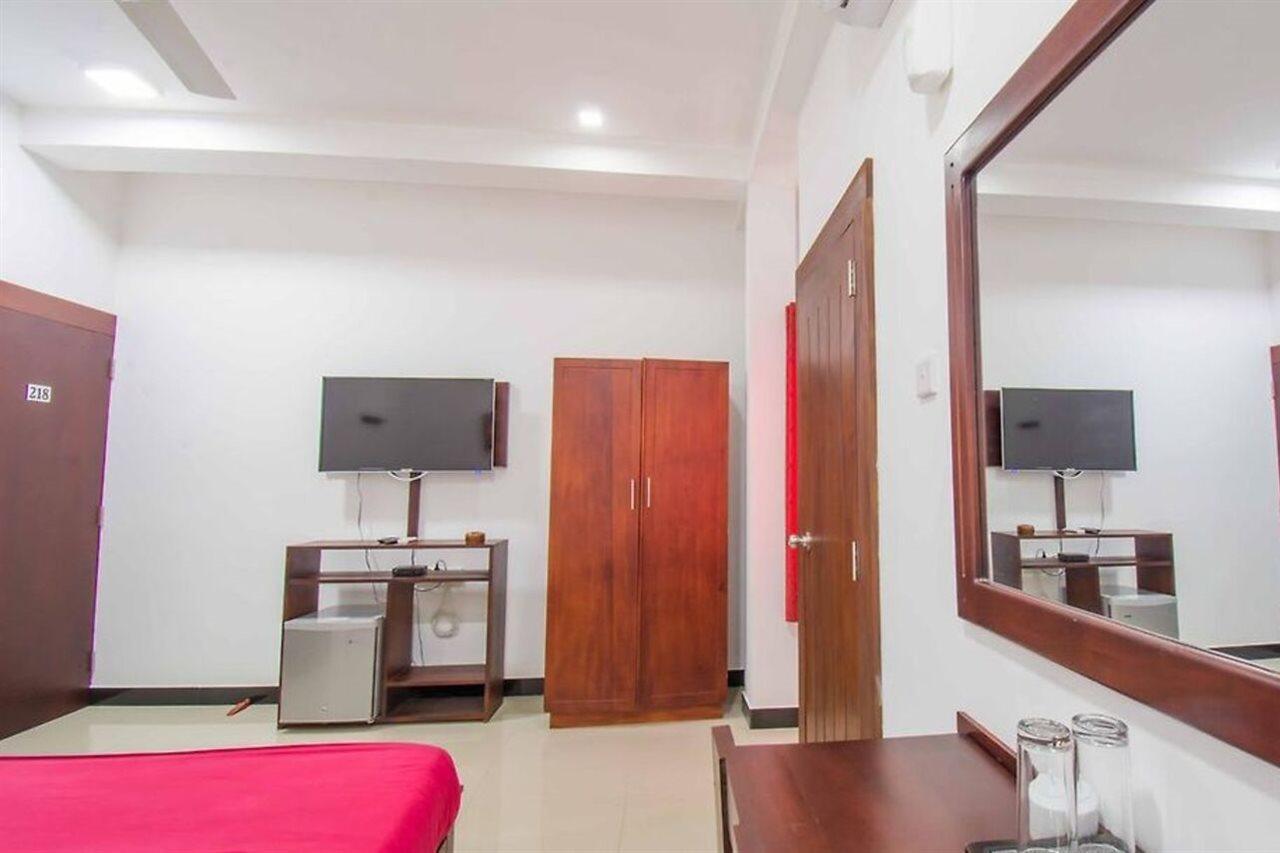 Yoho Sea Avenue Hotel 2*