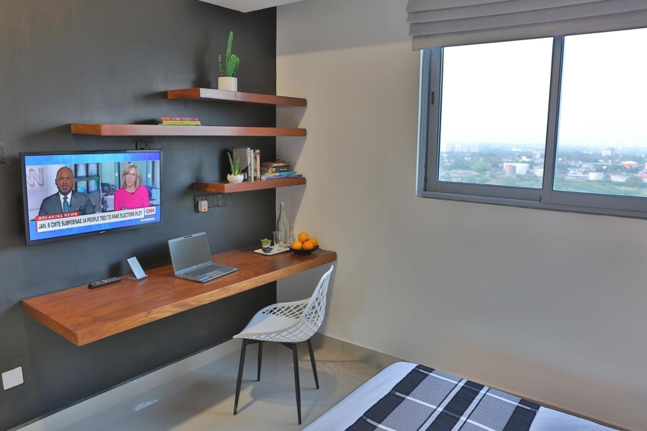 Apartment 007 *