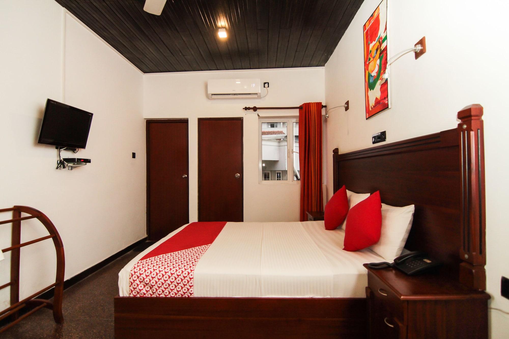 Hotel Aca *