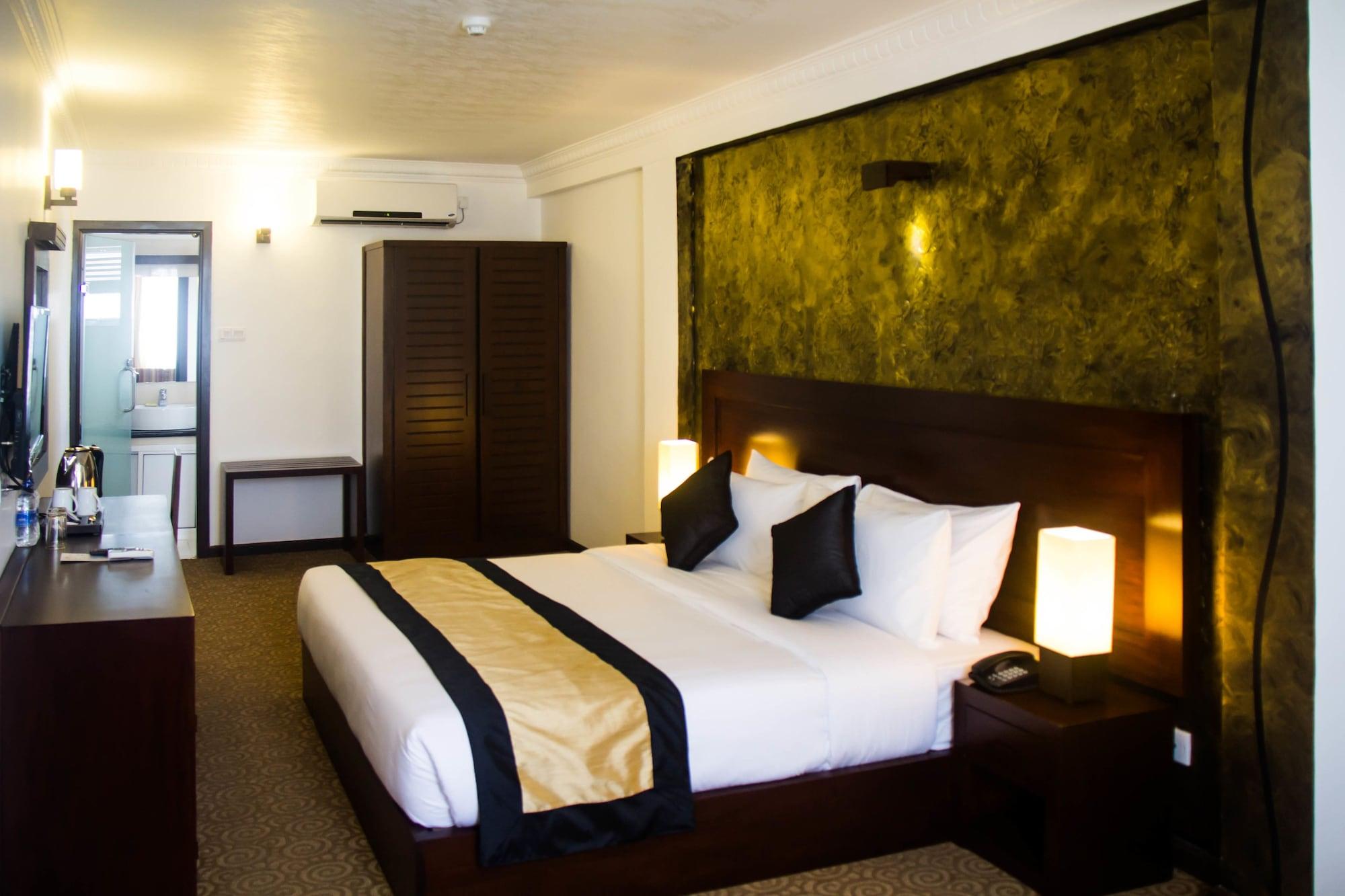 Ceylon Hotel,colombo 3*