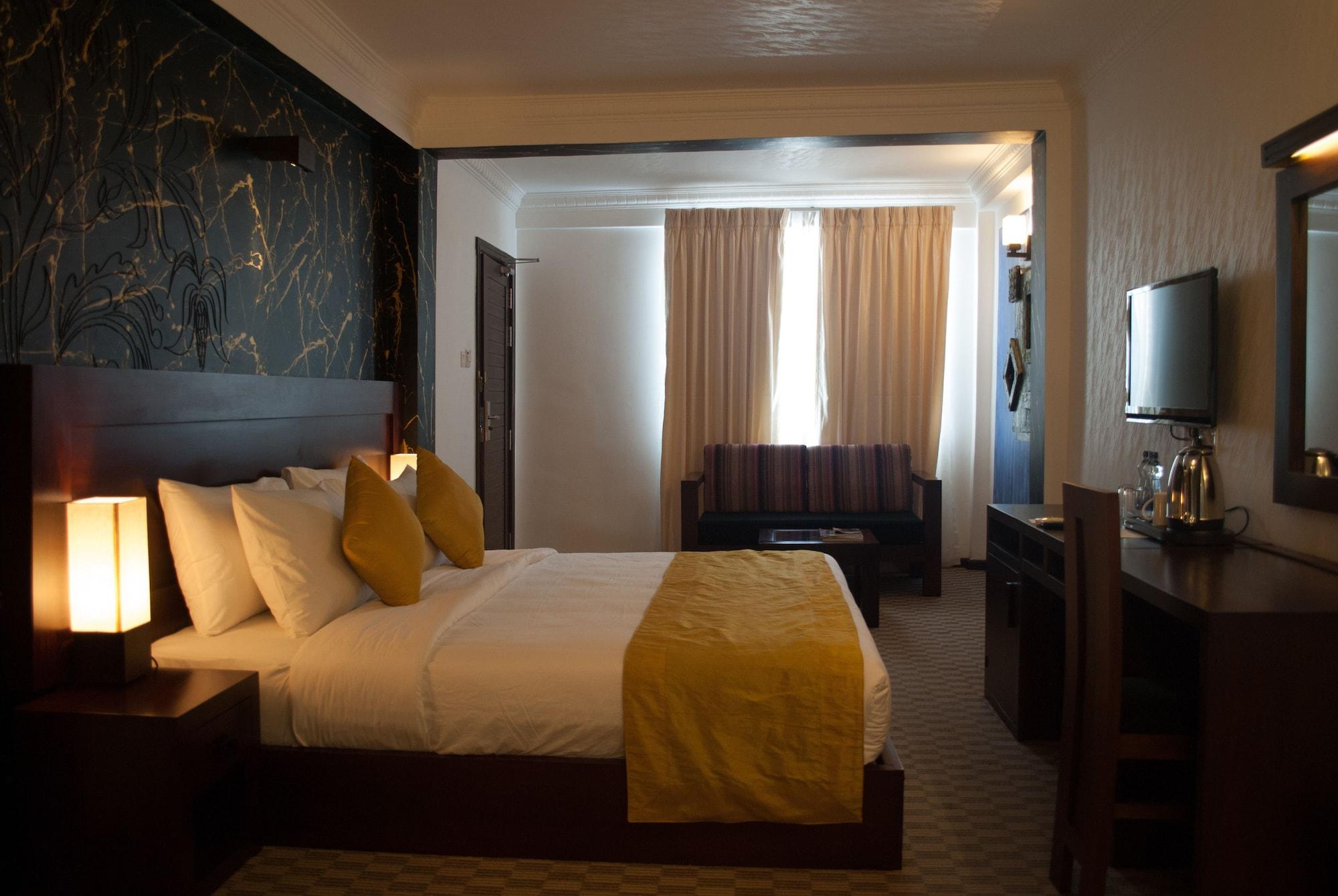 Ceylon Hotel,colombo Hotel