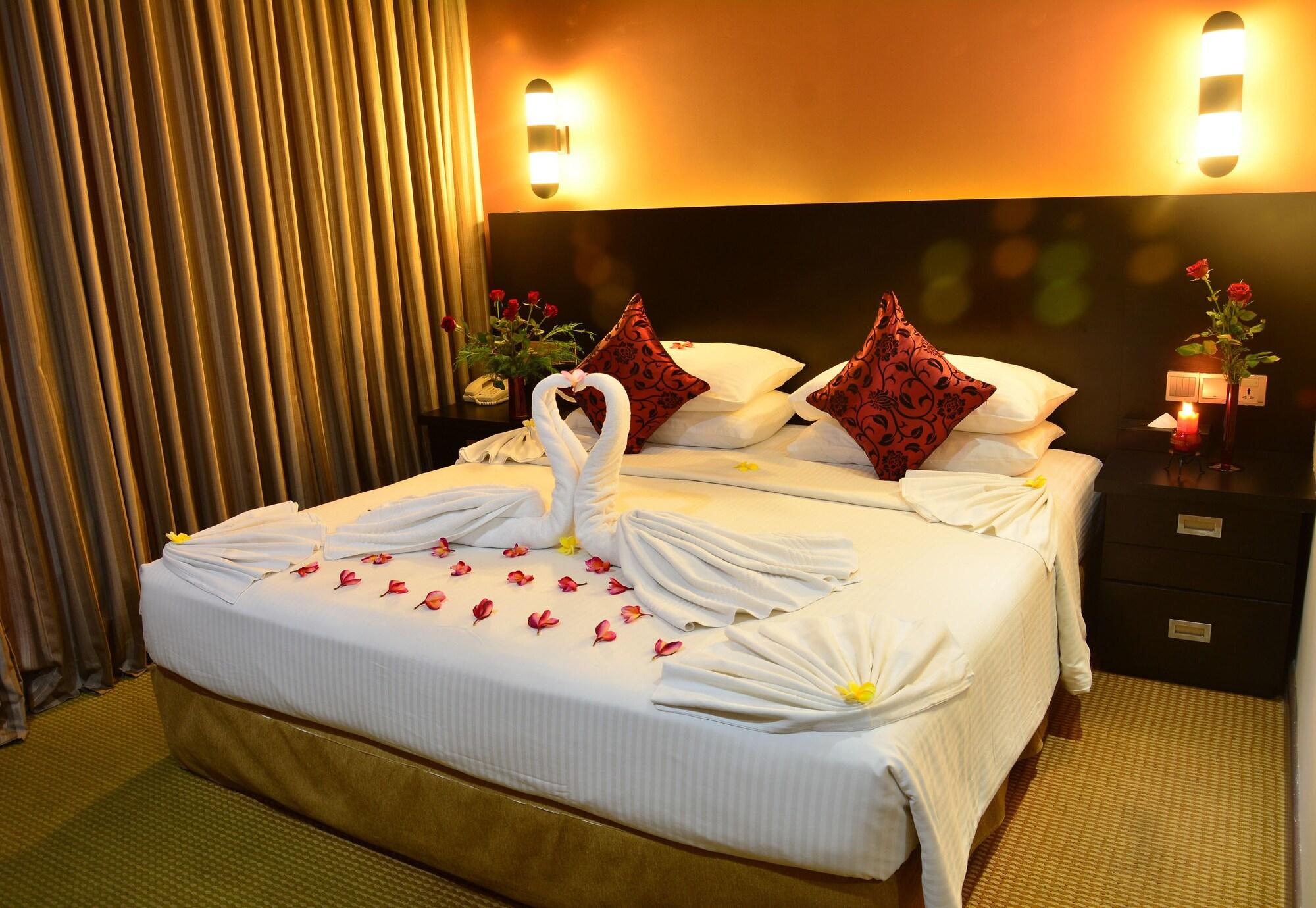 Pearl Grand Hotel 4*
