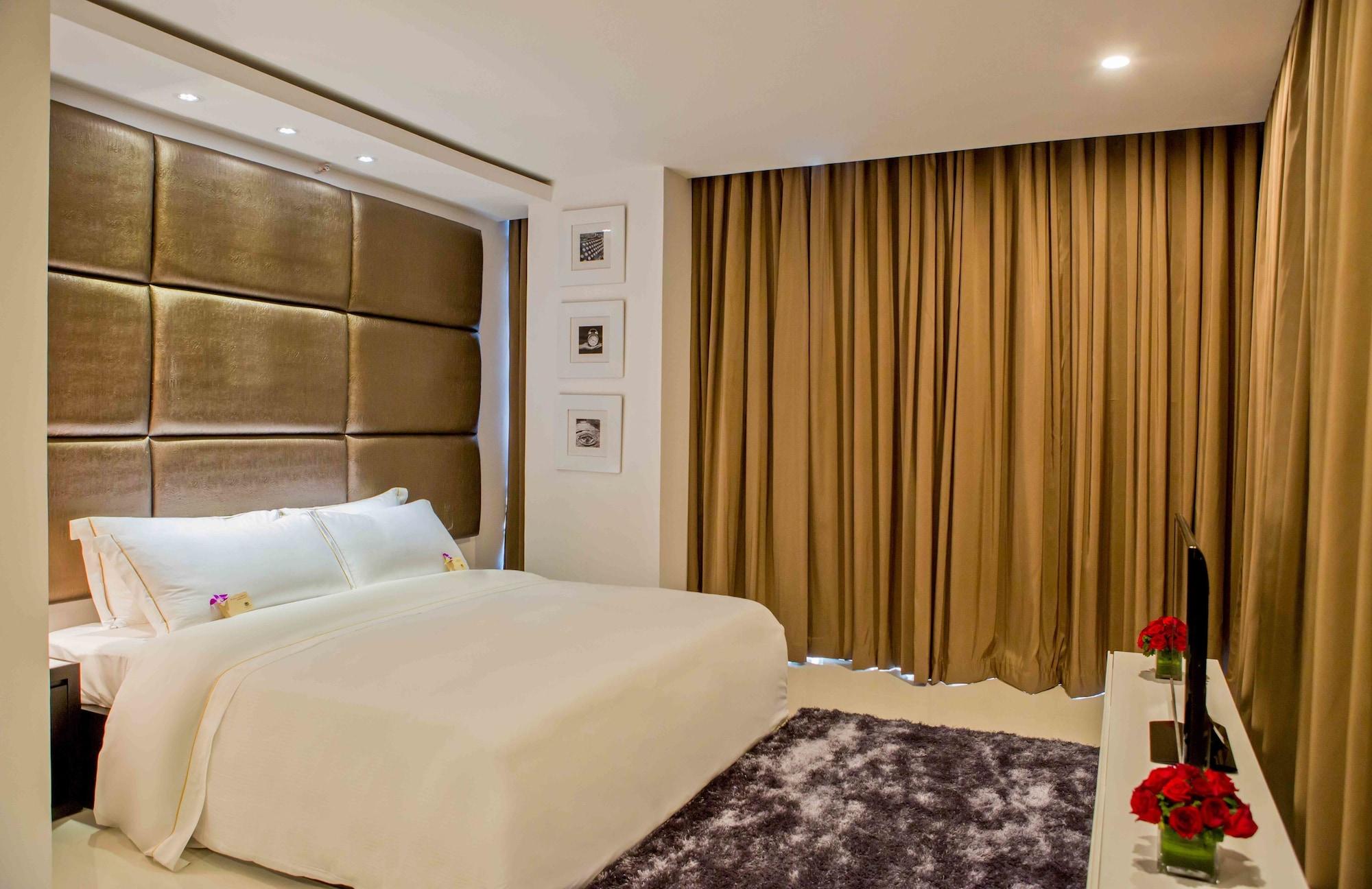 Hotel Platinum One